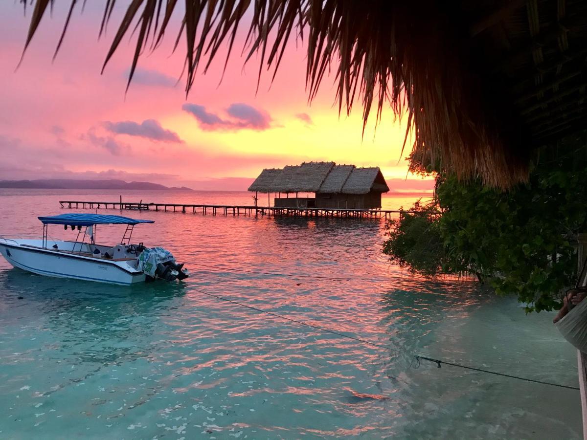 Tabari Dive Lodge Pulau Mansuar Eksteriør bilde