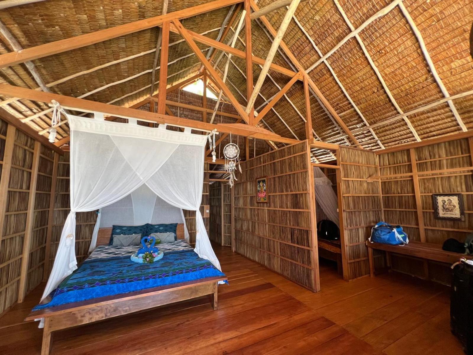 Tabari Dive Lodge Pulau Mansuar Eksteriør bilde